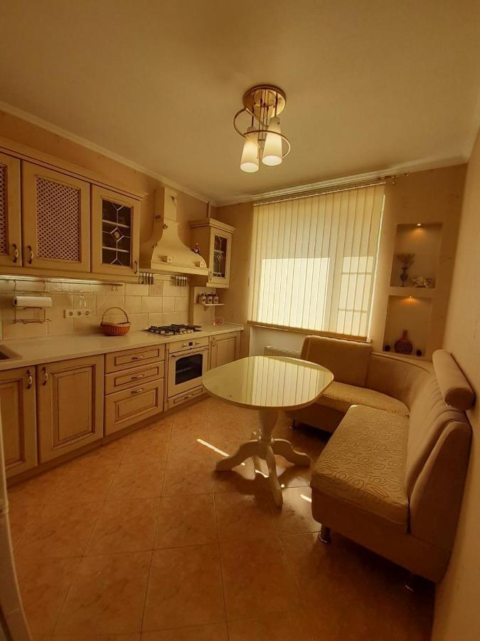 Apartment In Historical Centre Odessa Exteriör bild